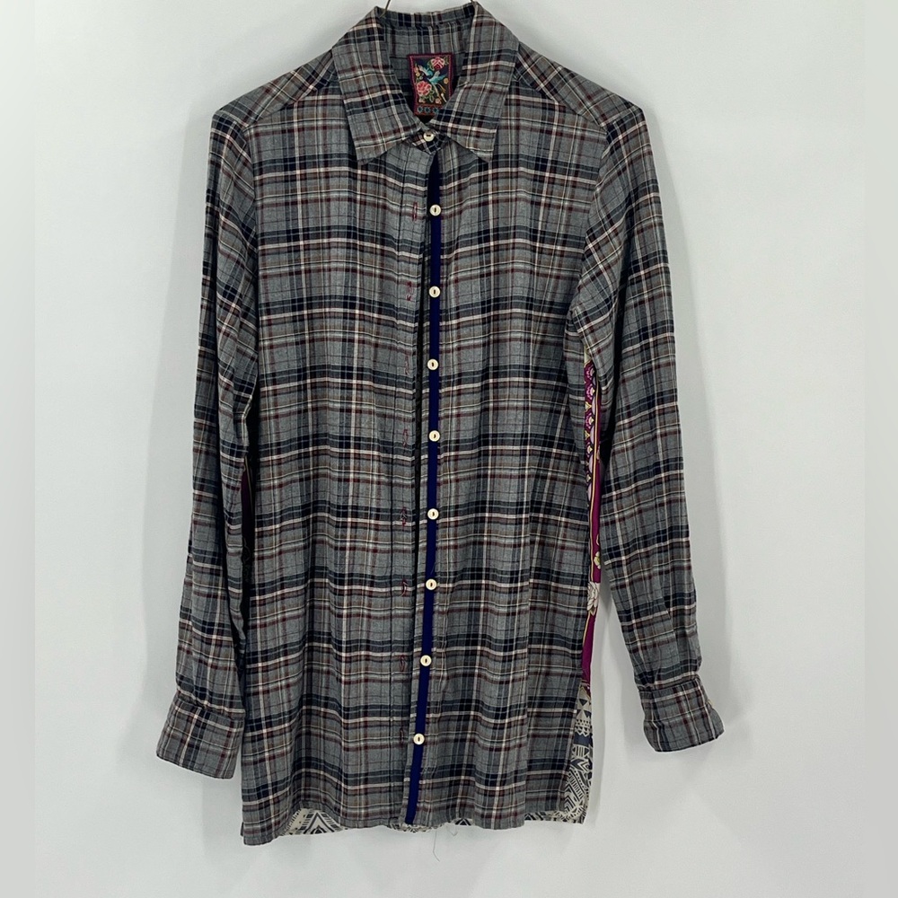 Jonny Was 3J workshop plaid shirt. Size XS. Gently used condition.